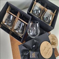 玻璃杯雕刻  威士忌酒杯 雙入禮盒 洛克杯 可刻名字 LOGO 附禮盒紙袋 木質賀卡 | 展示圖