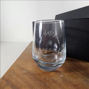 玻璃杯雕刻 細緻橢圓威杯 雙入禮盒 可刻名字 LOGO 附禮盒紙袋 木質賀卡 | 展示圖