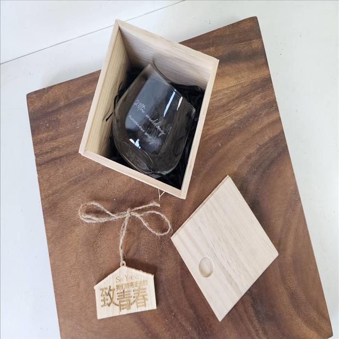 玻璃杯雕刻  威士忌酒杯 洛克杯 可刻名字 LOGO 附禮盒紙袋 木質賀卡 | 第二張展示圖