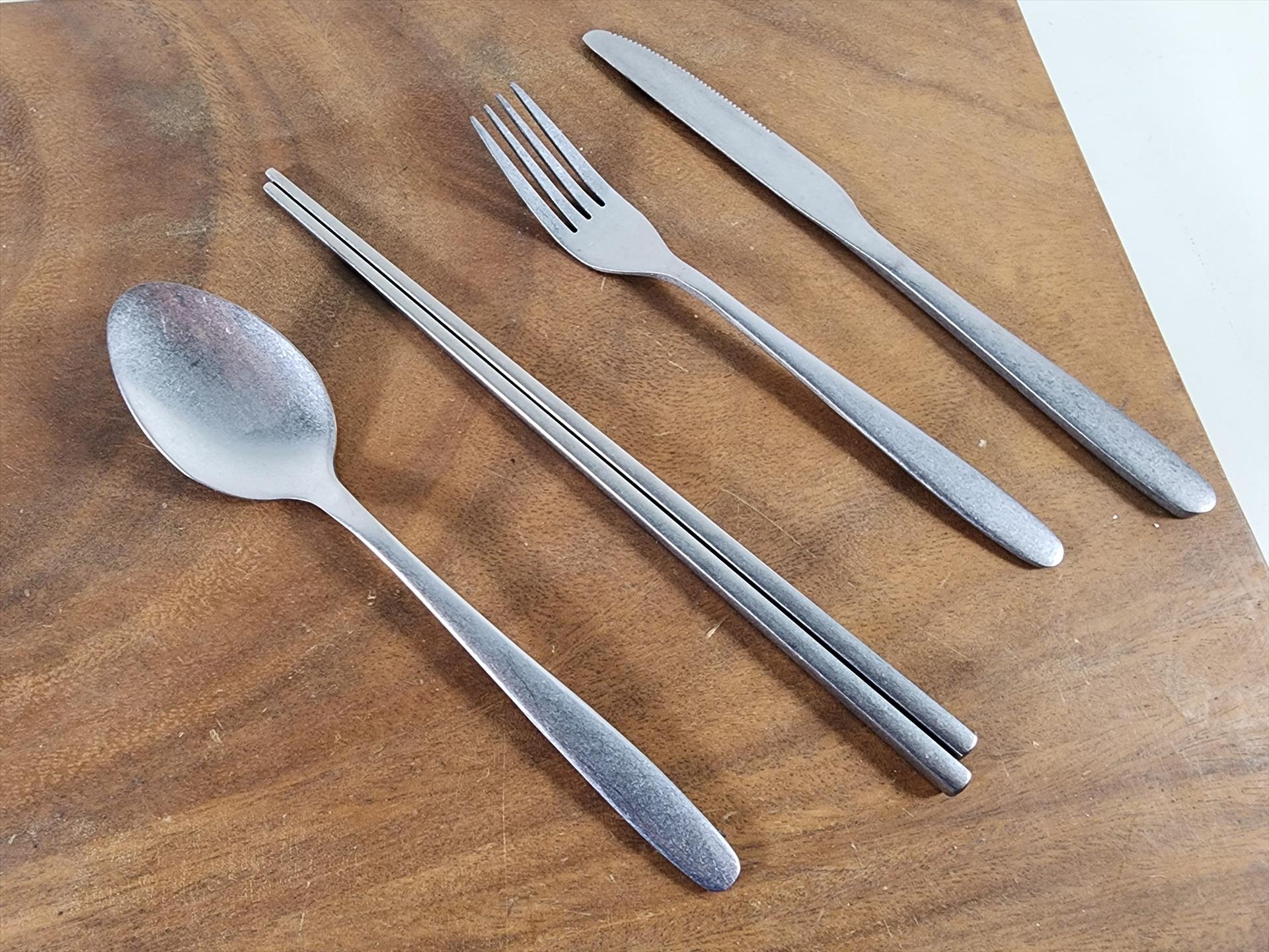 復古仿舊風 不鏽鋼 刀叉筷家用餐具四件可選(刀、叉、勺、筷) 銀色款 | 第二張展示圖