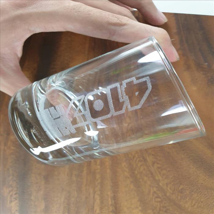 玻璃杯雕刻  | 基本三款威士忌酒杯雕刻Logo 字圖 | 可代客光雕 單入木盒 禮盒包裝 | 第三張展示圖
