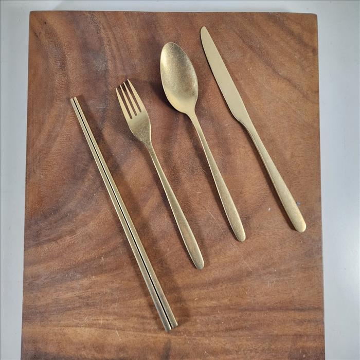 復古仿舊風 不鏽鋼 刀叉筷家用餐具四件可選(刀、叉、勺、筷) 金色款 | 第四張展示圖