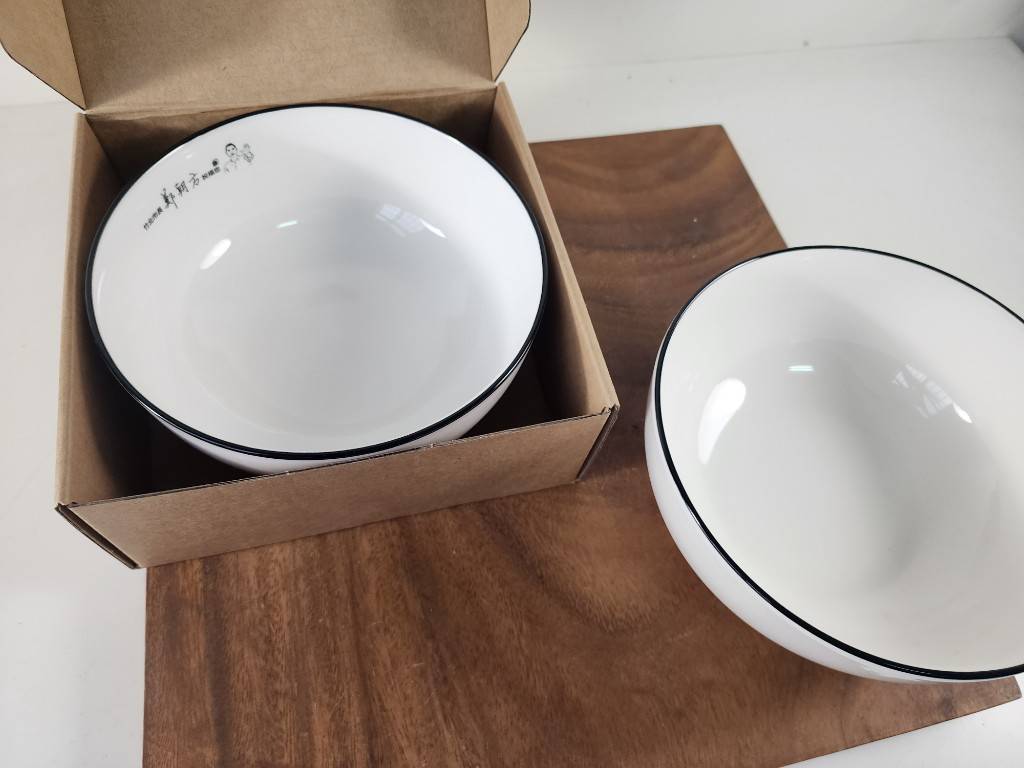 7吋純白麵碗 黑線湯碗 湯品碗 可以客製釉上燒製圖樣另洽客服 | 第四張展示圖