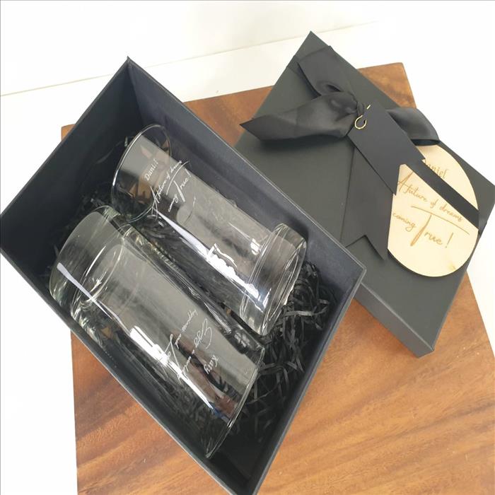 玻璃杯雕刻   果汁杯 水杯 可林杯  雙入禮盒 可來圖訂製 可刻名字附禮盒紙袋 木質賀卡 | 展示圖