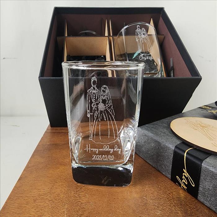 玻璃杯雕刻  | 基本三款威士忌酒杯雕刻Logo 字圖 | 可代客光雕 單入木盒 禮盒包裝 | 展示圖