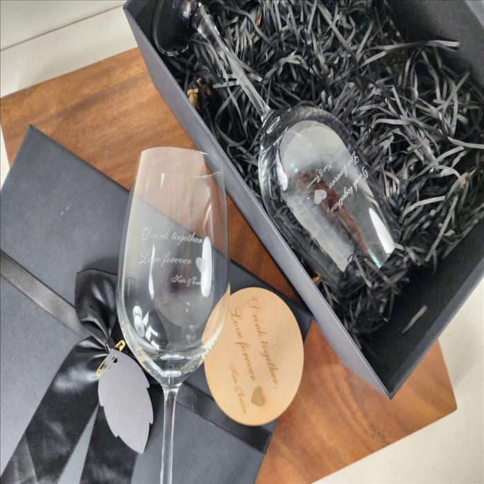 玻璃杯雕刻  高級紅白酒杯 可刻名字 LOGO 附禮盒紙袋 木質賀卡 可加購升級專屬木盒裝 | 展示圖